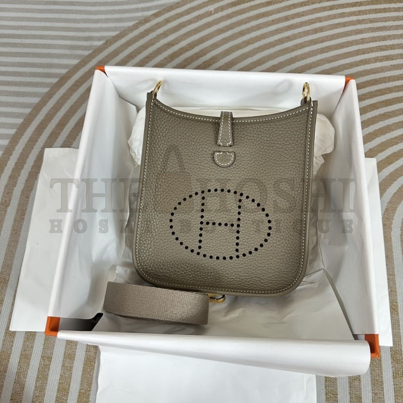 H**me5 Evelyn Bags Master Quality