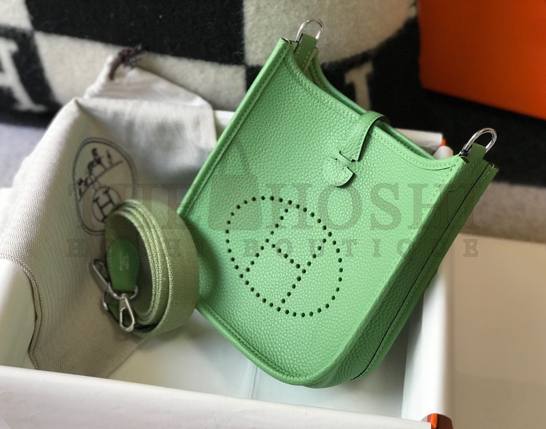 H**me5 Evelyne III Mini Bag In Vert Criquet Clemence Leather Master Quality