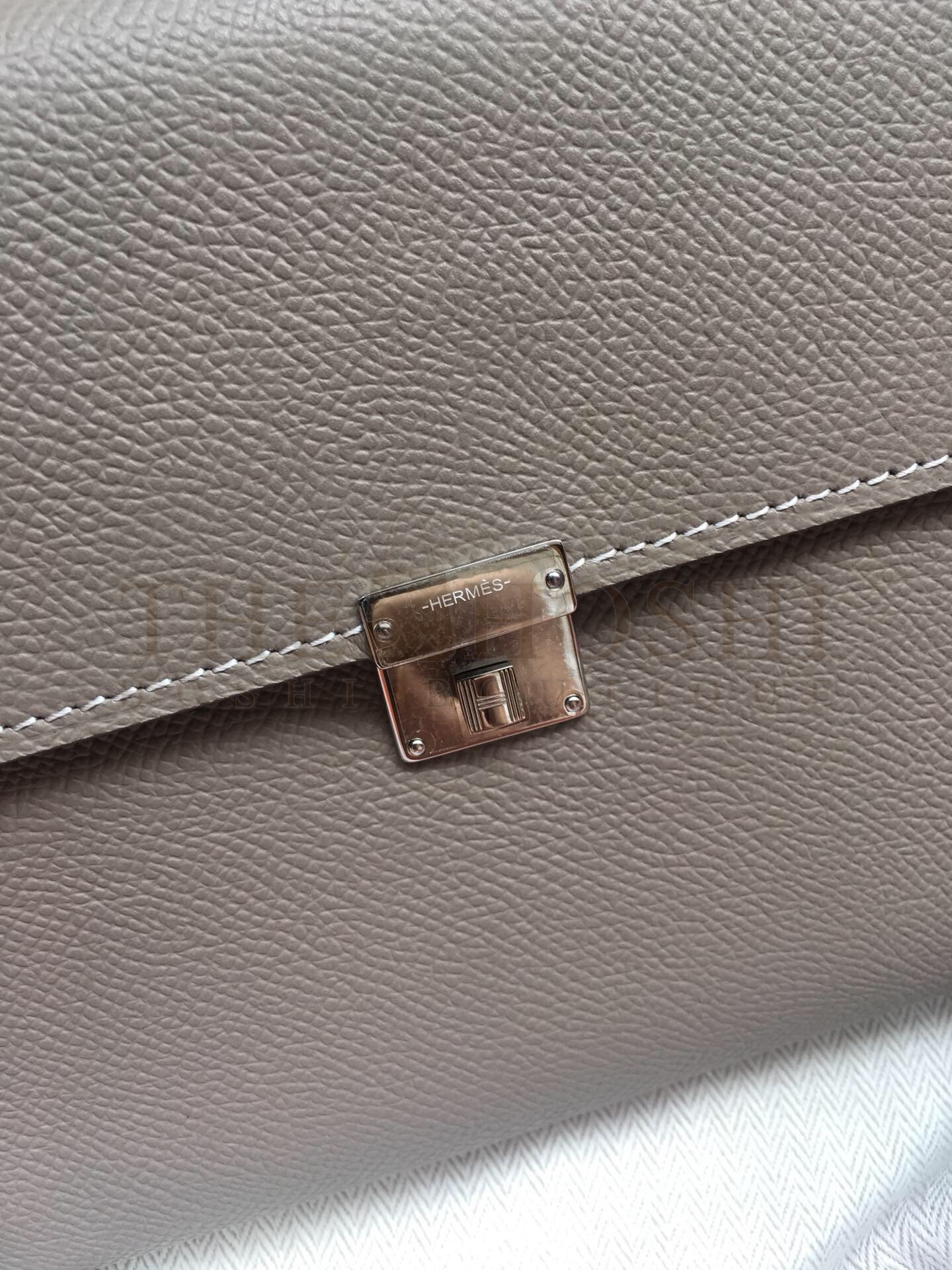 H**me5 Grey Clic 16 Wallet With Strap Master Quality