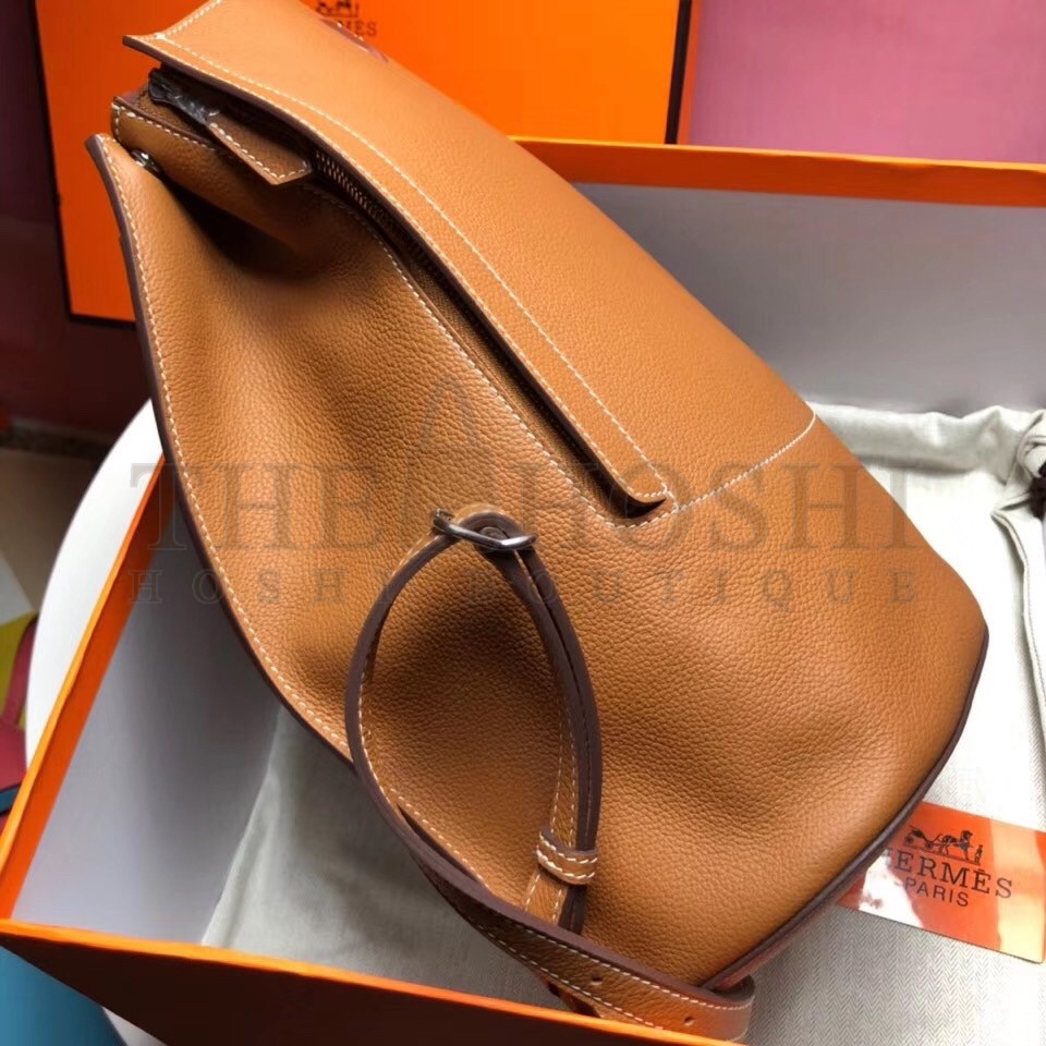 H**me5 GR24 Backpack In Gold Everycolor Calfskin Master Quality