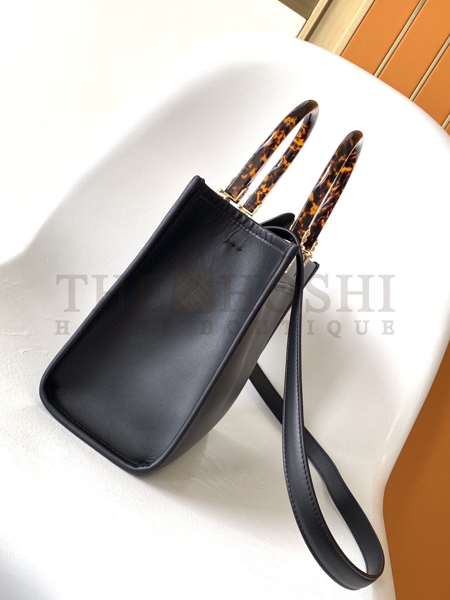 F**di Sunshine Small bag size:25.5*22.5*12cm Master Quality