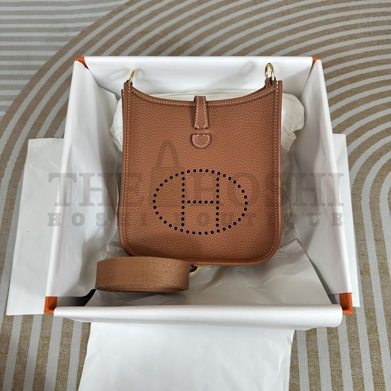 H**me5 Evelyn Bags Master Quality