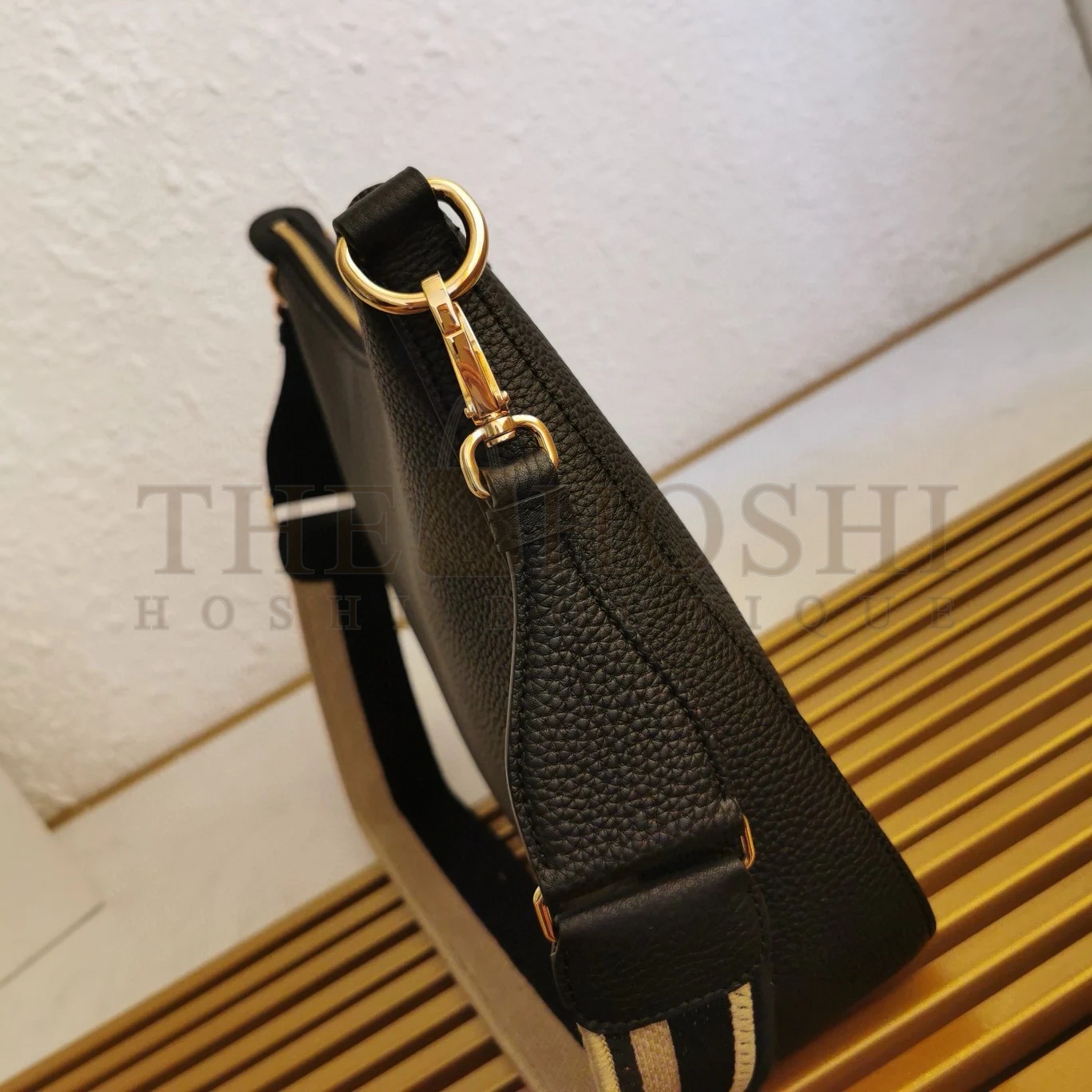 Pra*a Shoulder Bag in Black Grained Leather Master Quality