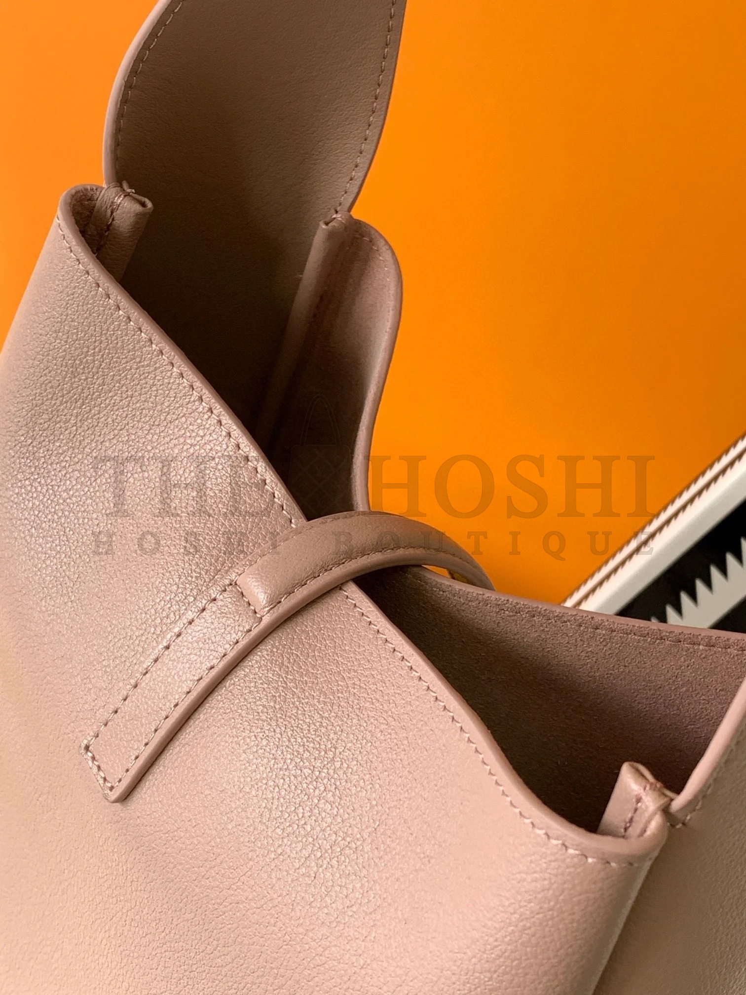 Sa1nt Lau*nt Le 5 A 7 Soft Small Shoulder Bag in Beige Leather Master Quality