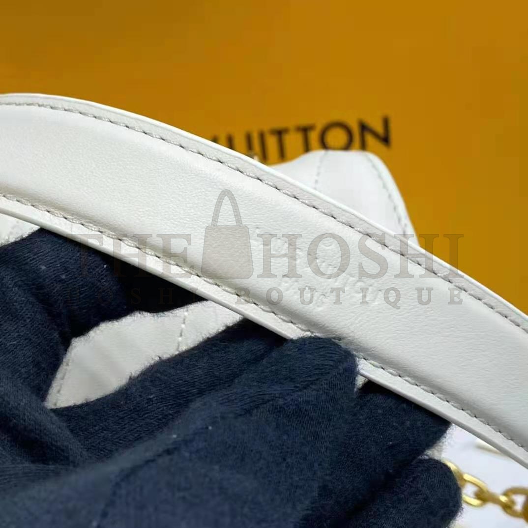 L0vis Vvtt0n LV Women New Wave Chain Bag Handbag White Smooth Cowhide Leather Master Quality