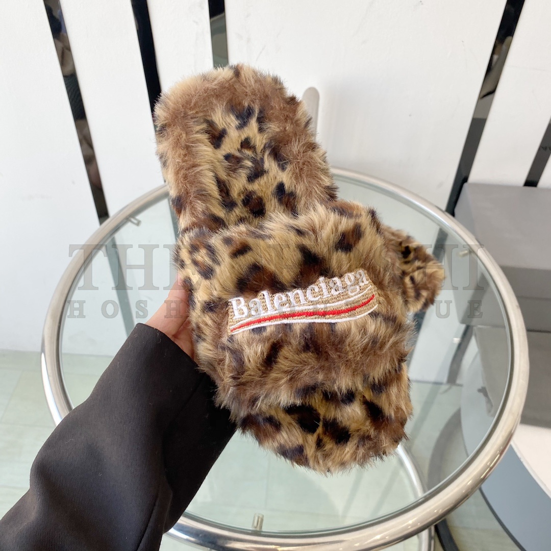 Ba1en*iaga Cozy Inspired Plush Slippers Sandals Master Quality