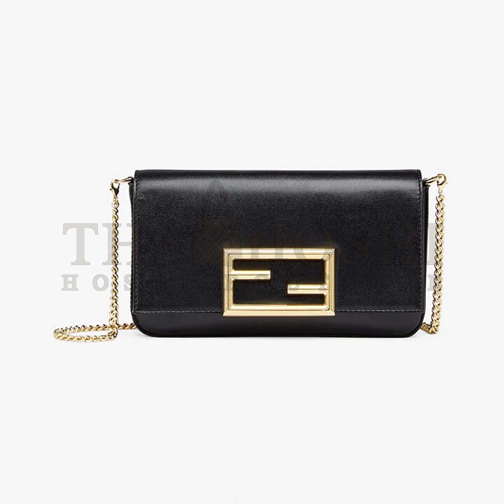 F**di Women Wallet on Chain with Pouches Leather Mini-Bag-Black Master Quality