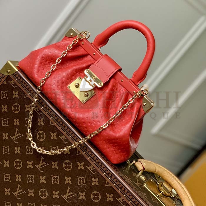 L0vis Vvtt0n LV Women Monogram Clutch Red Calfskin Leather S-Lock Master Quality
