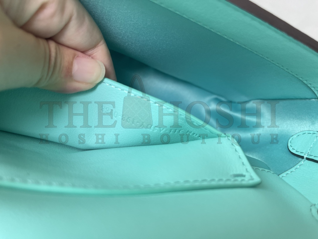 F**di T*f*ny & Co. Re-Edition Baguette bag size: 27*15*6cm Master Quality