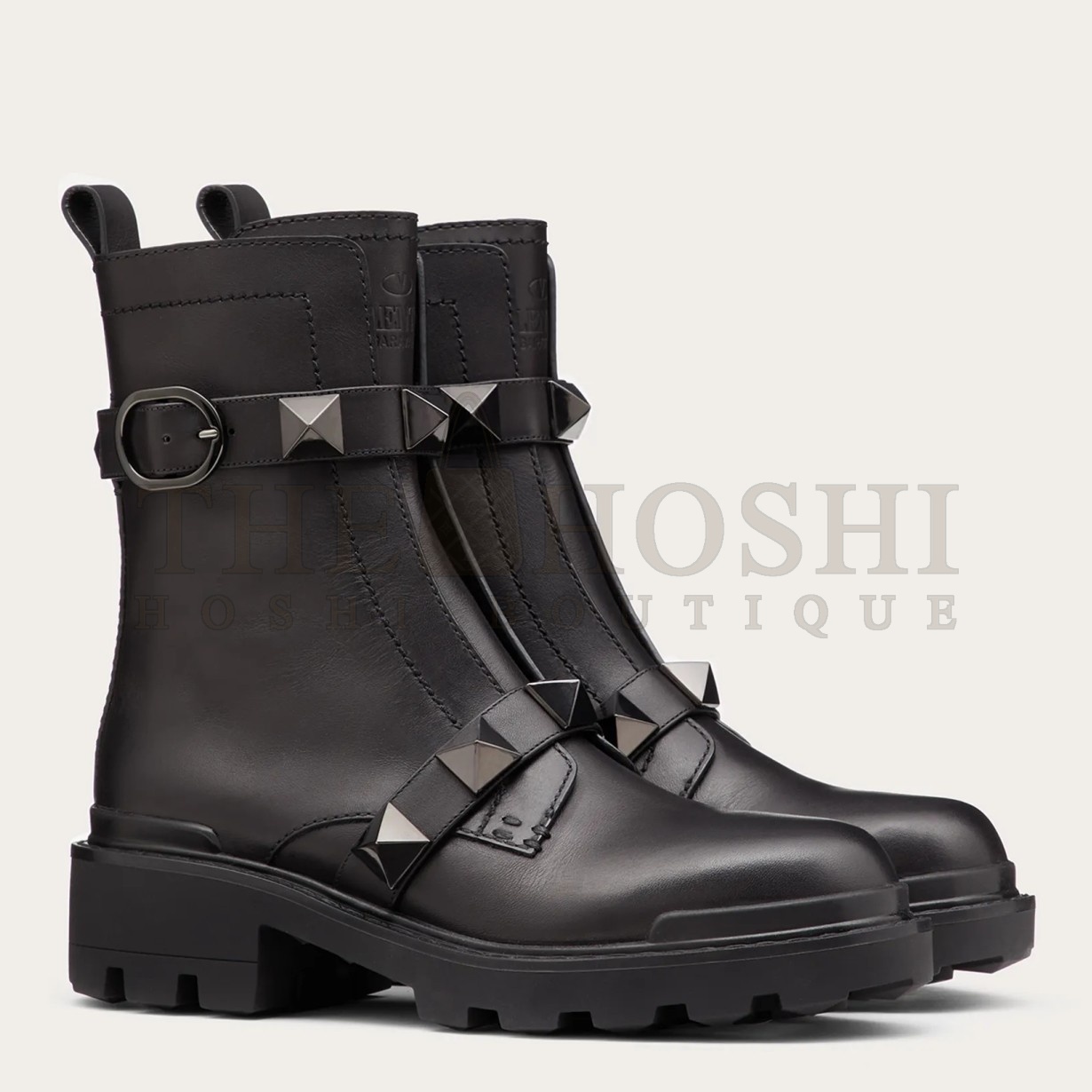 Va1e*ntin0 Black Roman Stud Combat Boots with Tonal Studs Master Quality