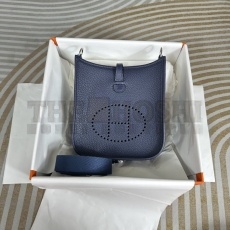 H**me5 Evelyn Bags Master Quality