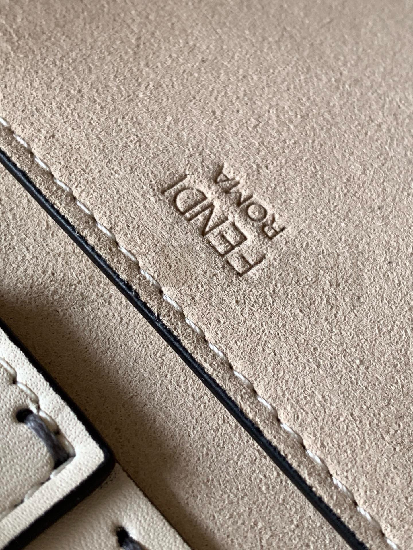 F**di Sunshine Small Tote Bag In White Calfskin Master Quality