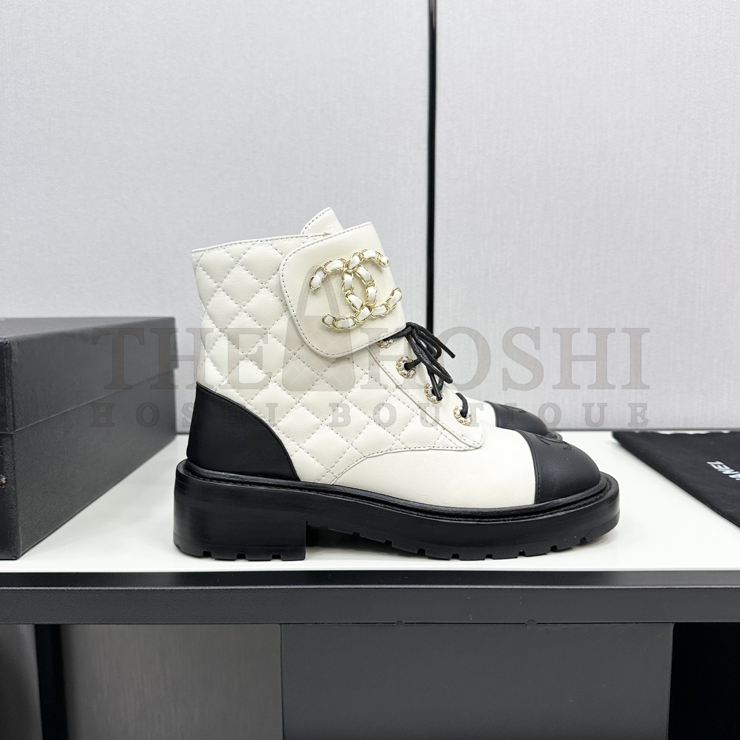 Ch**el  Shiny Lambskin Quilted Lace Up Combat Boots Master Quality