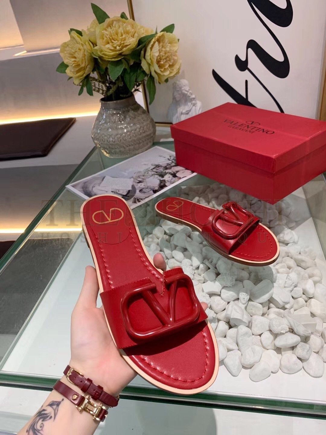 Va1e*ntin0 Vlogo Flat Slide Sandals In Red Calfskin Master Quality