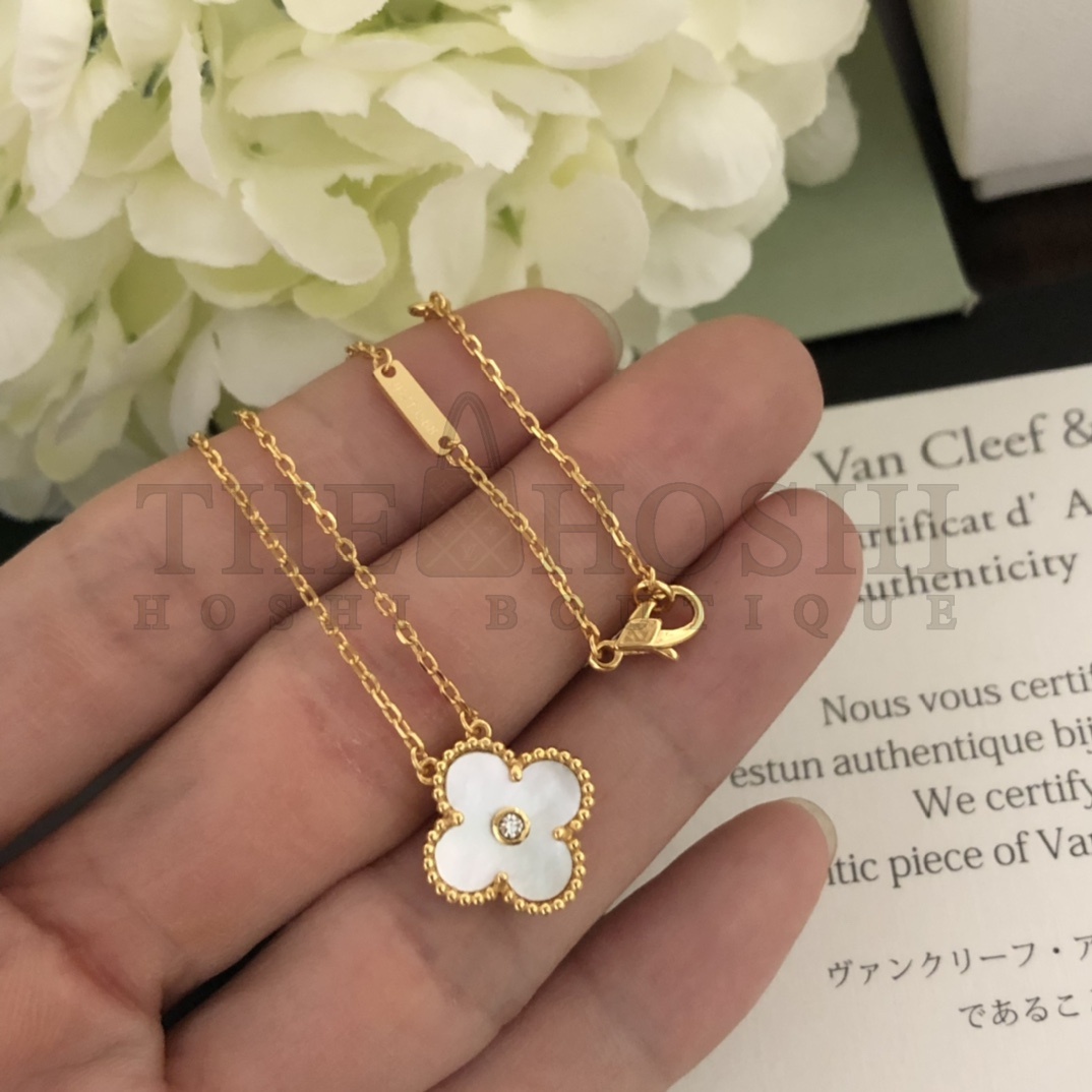 V*n Cl**f & Arpels Women