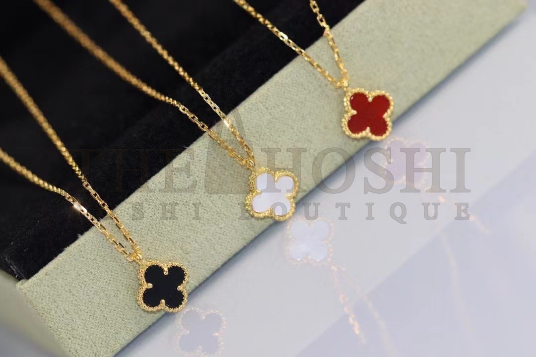 V*n Cl**f & Arpels Mini Clover Necklace, Sweet Alhambra pendant, Various colors available Master Quality