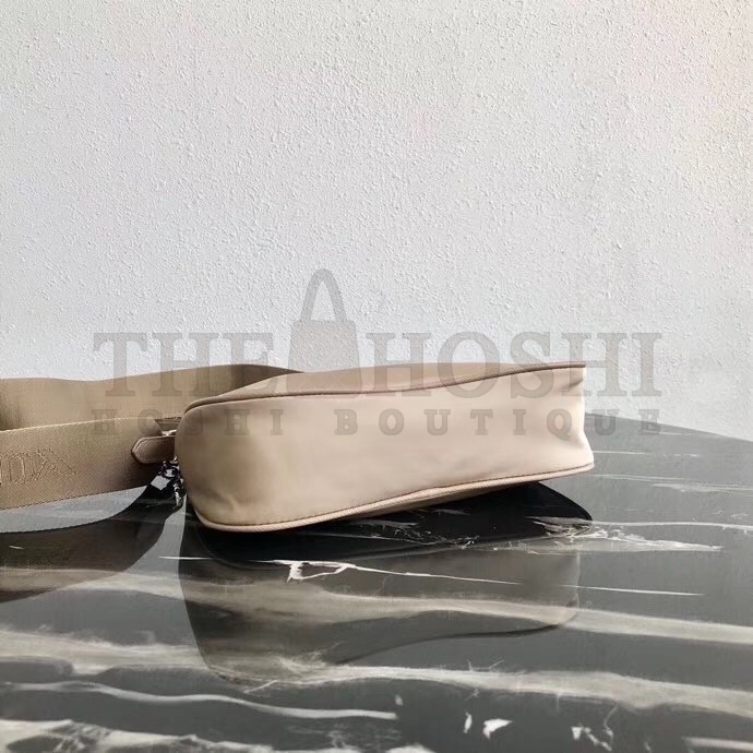 Pra*a Re-Edition 2005 Shoulder Bag In Beige Nylon Master Quality