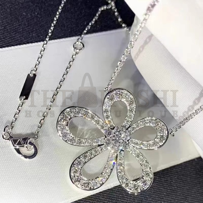 V*n Cl**f & Arpels Flower Necklace with D1am0nds, Flowerlace Pendant Master Quality