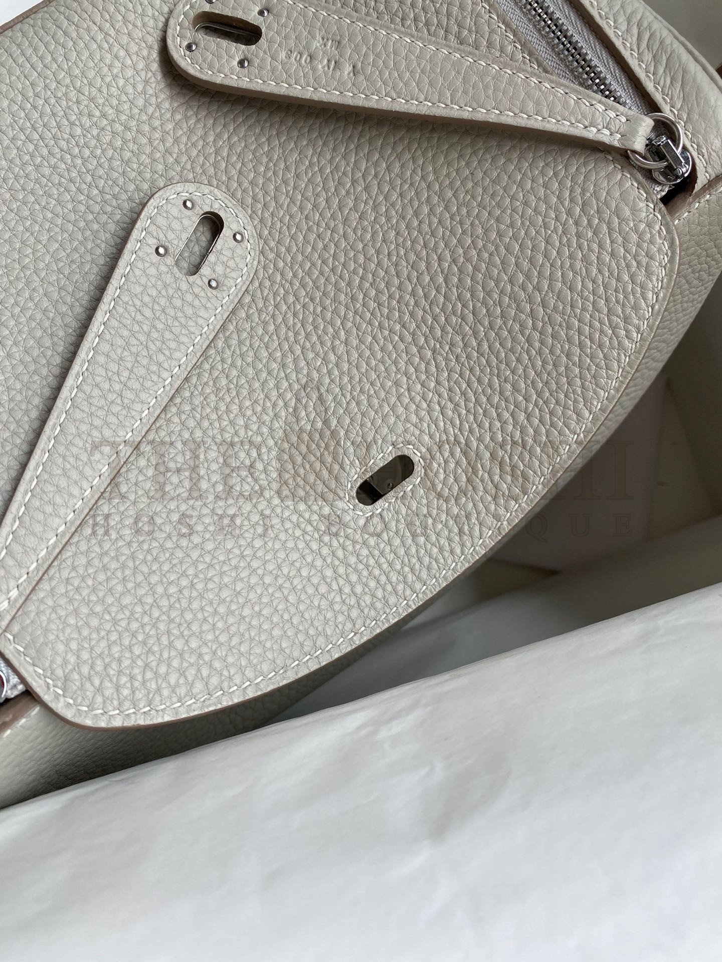 H**me5 Lindy 26 Handmade Bag In Pearl Grey Clemence Leather Master Quality