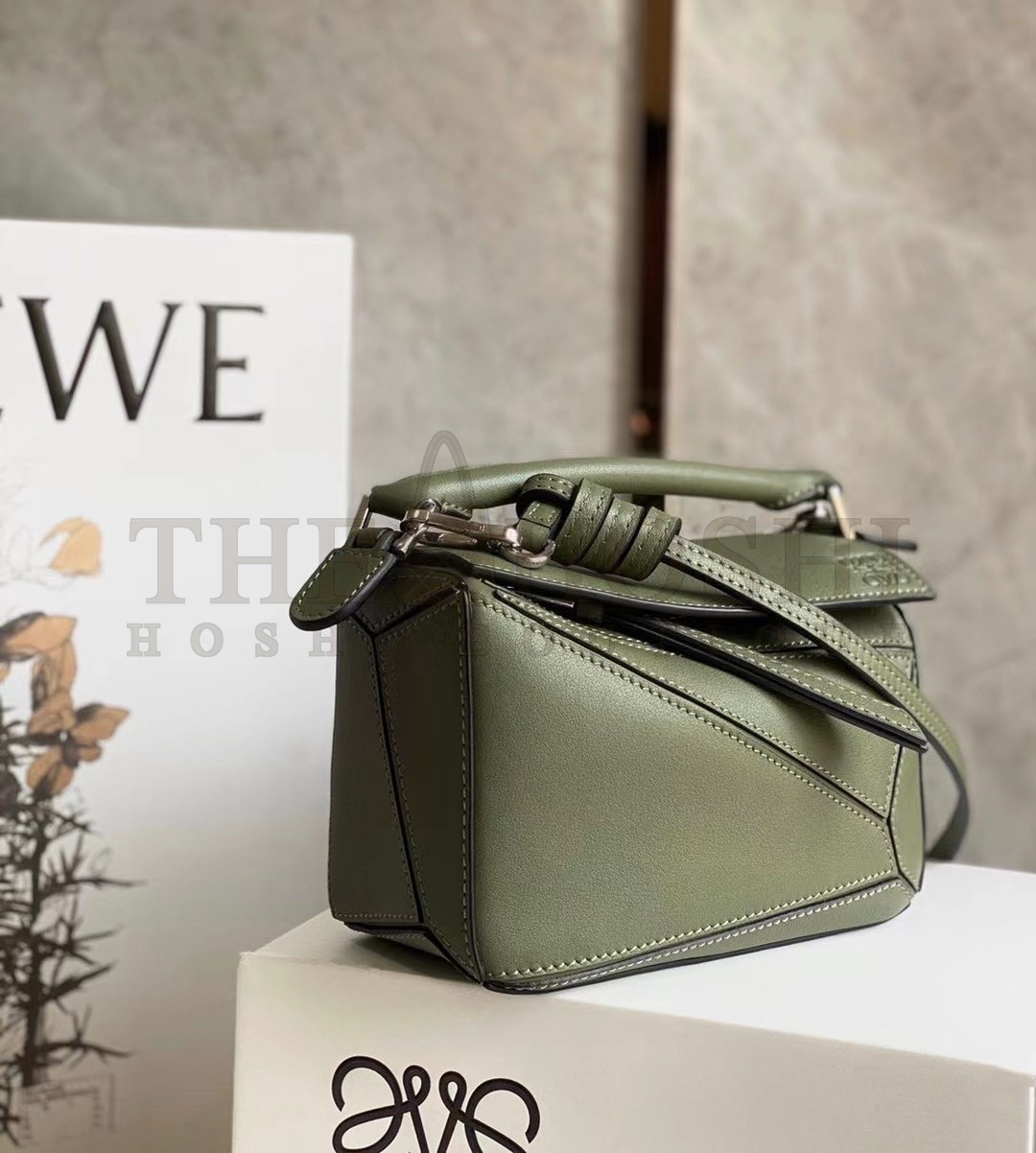 L0ew* Puzzle Mini Bag In Avocado Green Calfskin Master Quality