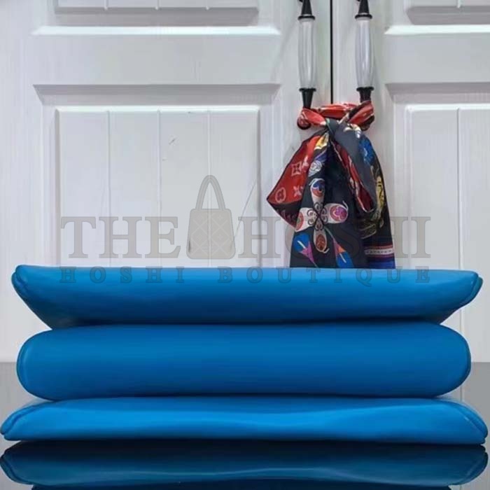 L0vis Vvtt0n LV Women Coussin MM Handbag Blue Lambskin Zip Closure Master Quality