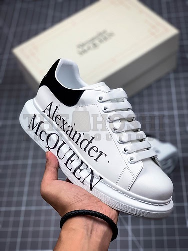 A1exa*der Mcqv*en Sole Sneakers White/Black Master Quality
