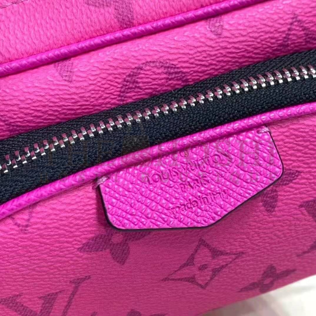 L0vis Vvtt0n LV Women Outdoor Pouch Taigarama Pink Rose Coated Canvas Cowhide Leather Master Quality