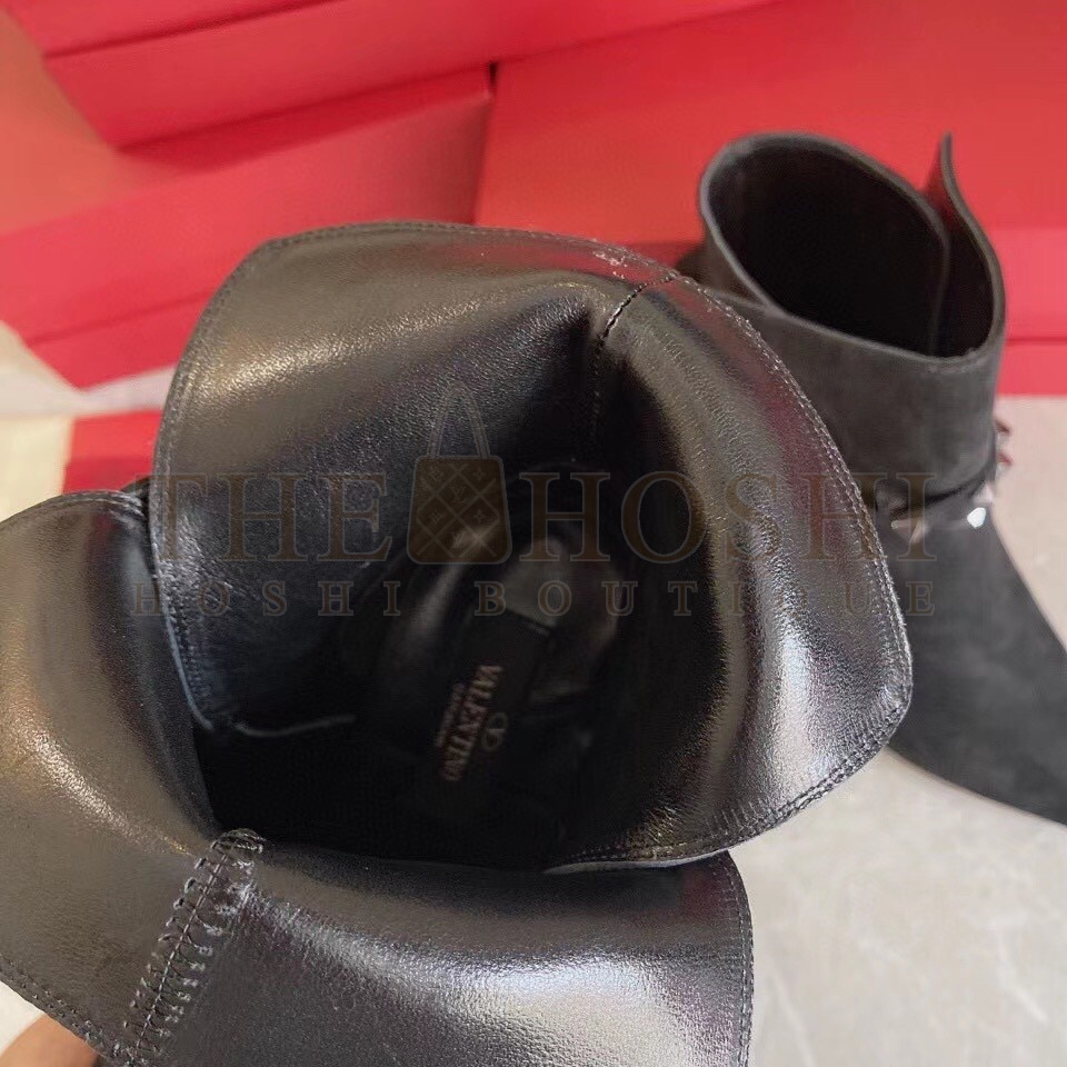 Va1e*ntin0 Rockstud Flair 85MM Ankle Boots In Black Suede Master Quality