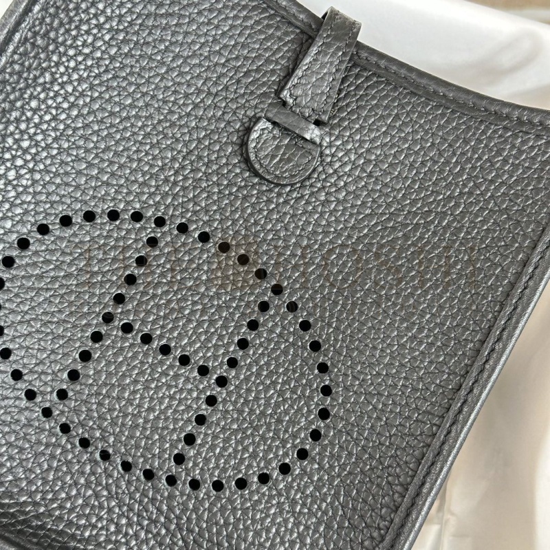 H**me5 Evelyn Bags Master Quality