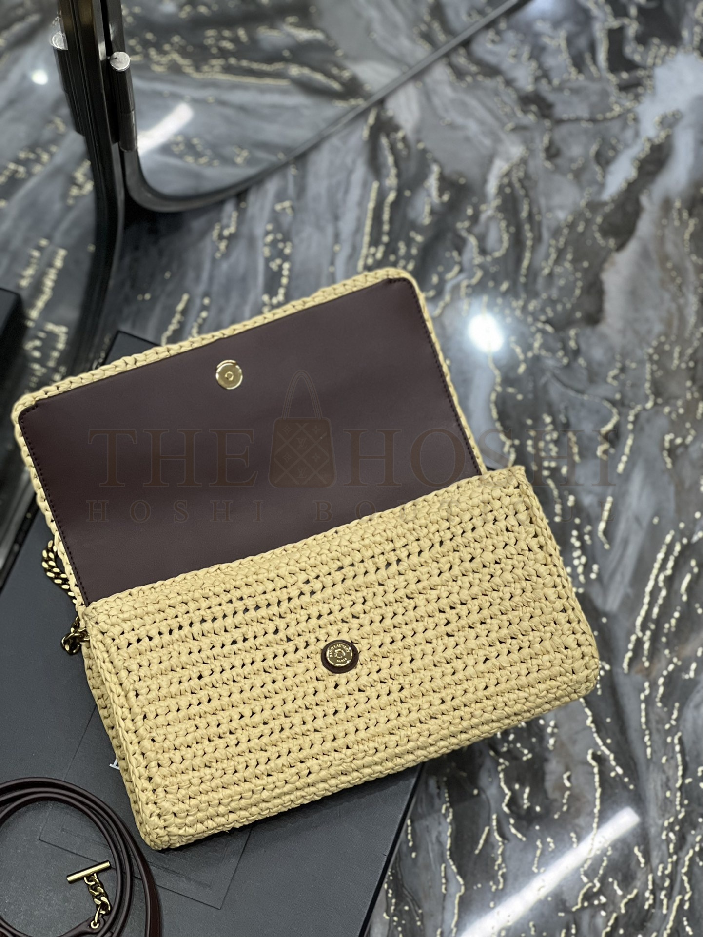 Sa1nt Lau*nt Y51 Kate Woven Shoulder Bag – Natural Raffia, Leather Strap, Size 26 x 13.5 x 4.5 cm Master Quality