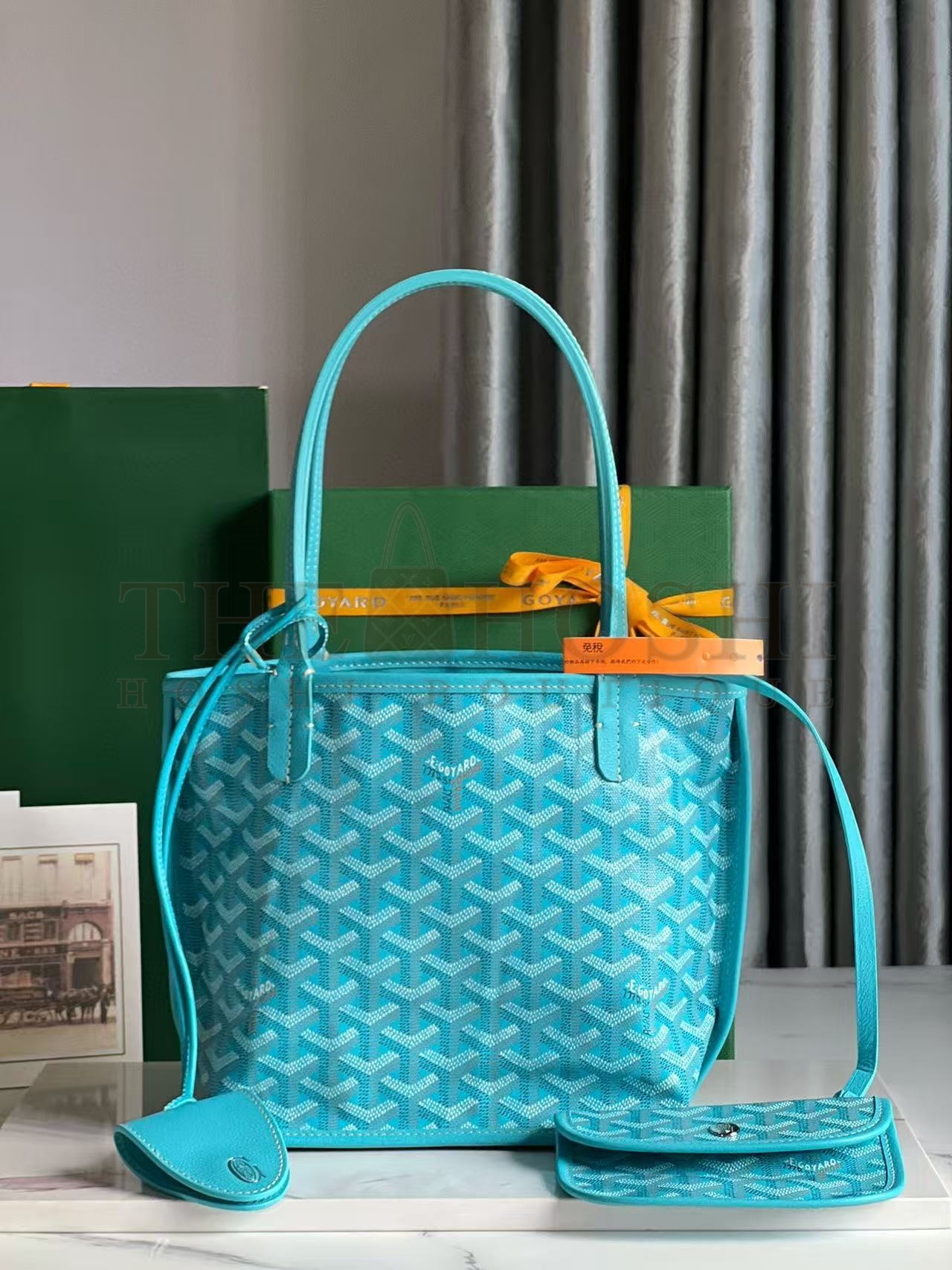 G09ard Anjou Tote  Double-sided use  leather Inside bag  PM size：The bag opening is 28 cm; the base measures 20 cm (length) × 20 cm (height) × 10 cm (depth). Master Quality