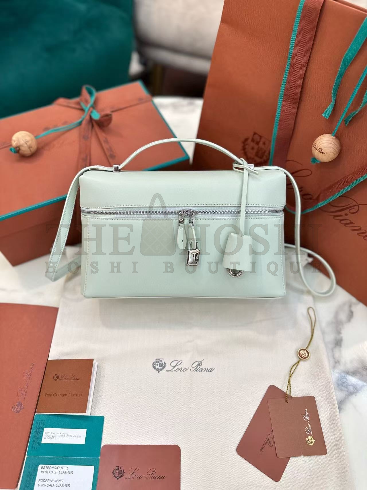 L0r0 P1ana Extra Bag L27 in Leather Size 27x16x10cm Master Quality