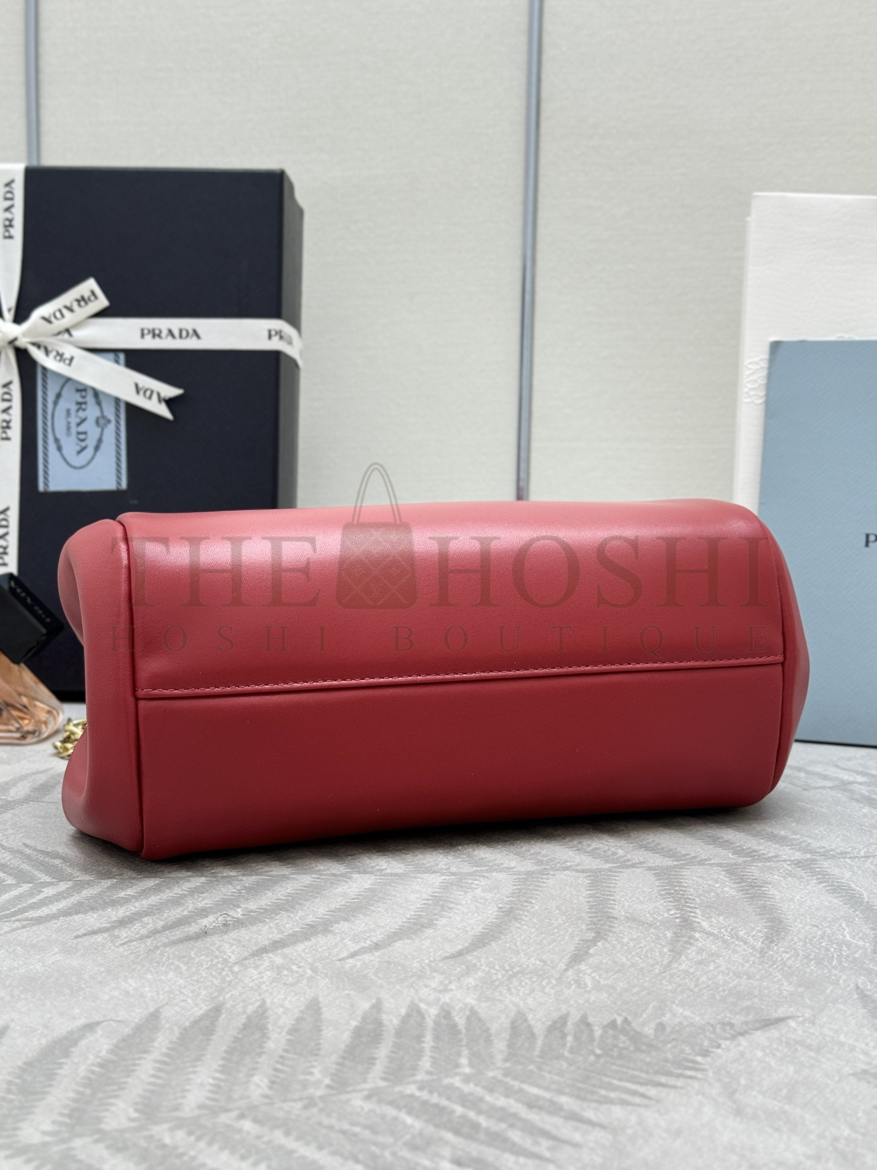 Pra*a Tumulte Shoulder Bag Lambskin Leather 24x13x13cm 1BD395 Master Quality