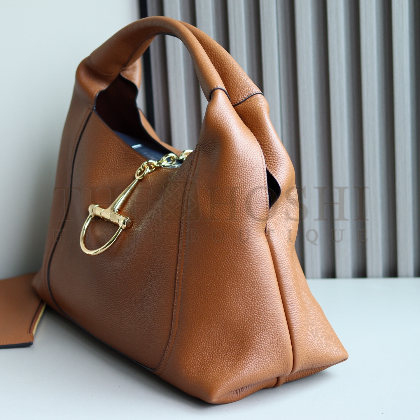 Gvc*1 GG Softbit Shoulder Bag Large Calfskin Leather 46x26x16cm 837466 Master Quality