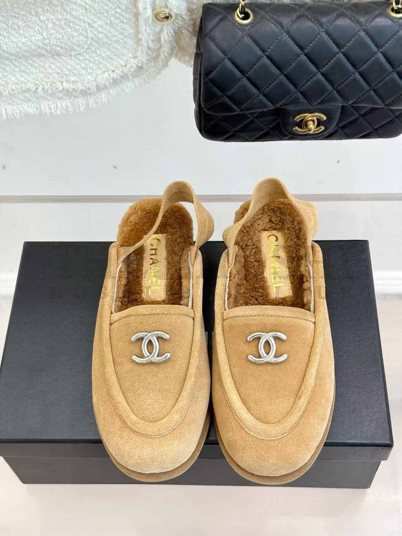 Ch**el CH 25K Fur Mule Slippers Suede Leather Shearling Lined Beige 35-41 Master Quality