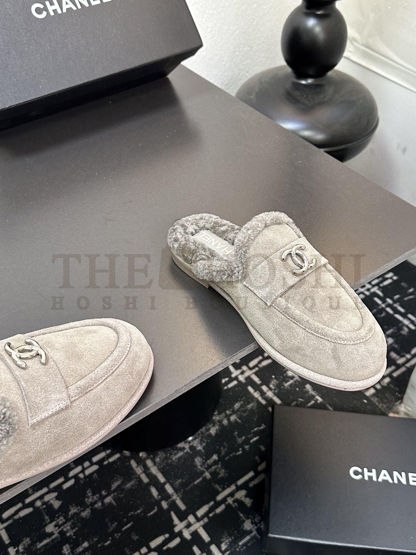 Ch**el CH 25K Fur Mule Slippers Suede Leather Shearling Lined 35-41 Master Quality