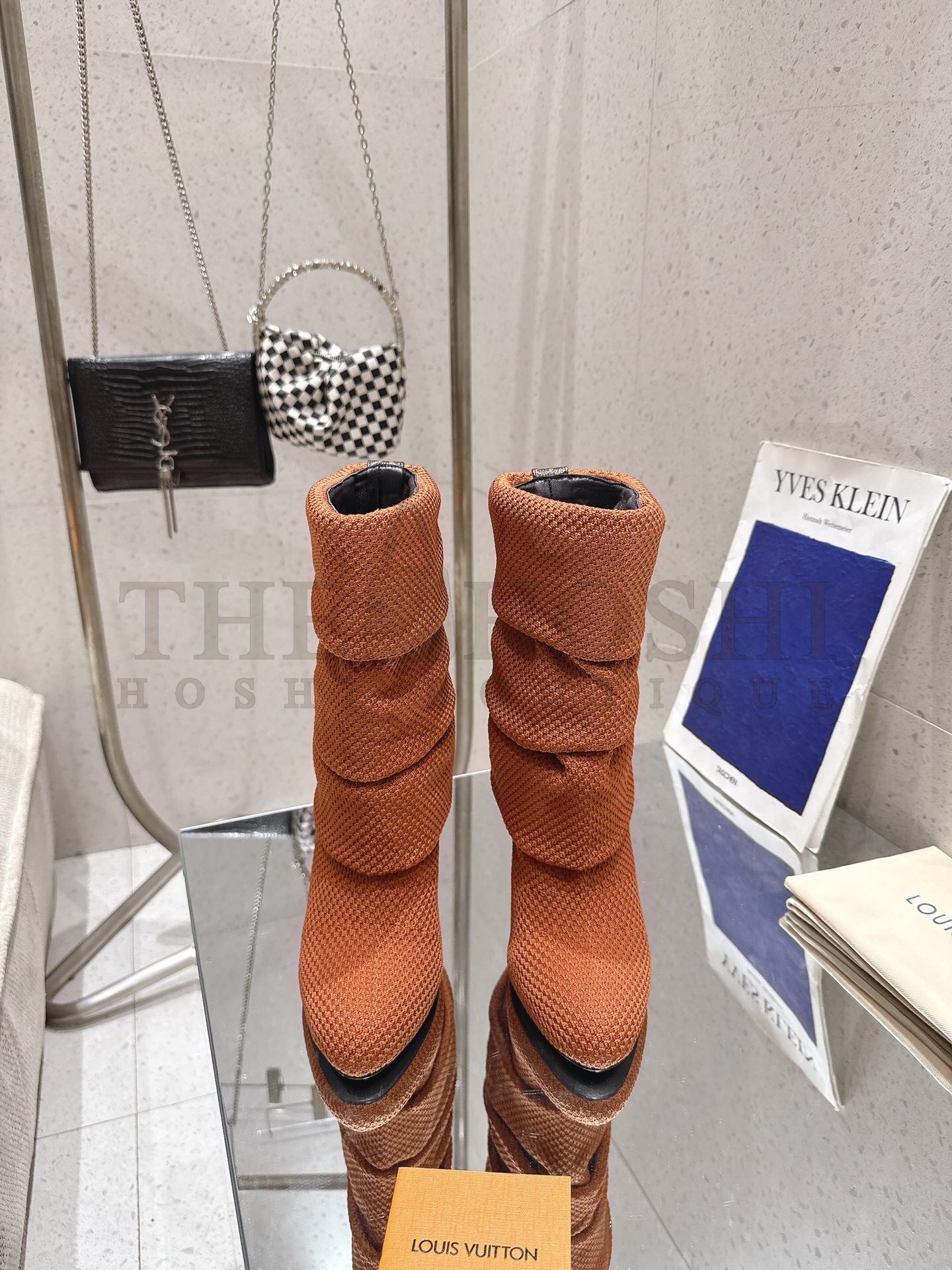 L0vis Vvtt0n LV x Pharrell Williams Summer 2025 Crystal Knit High Heel Boots 9cm Master Quality