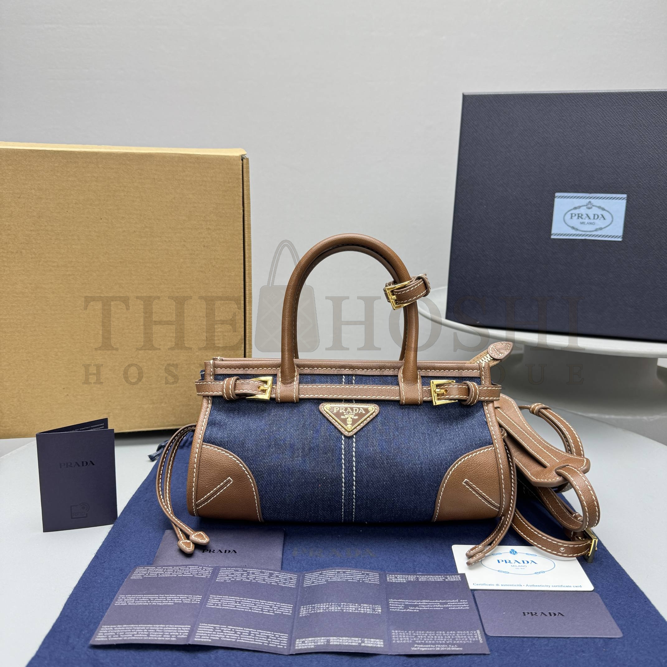 Pra*a mini LEATHER SHOULDER BAG IN bag size:24x8.5x13cm Master Quality