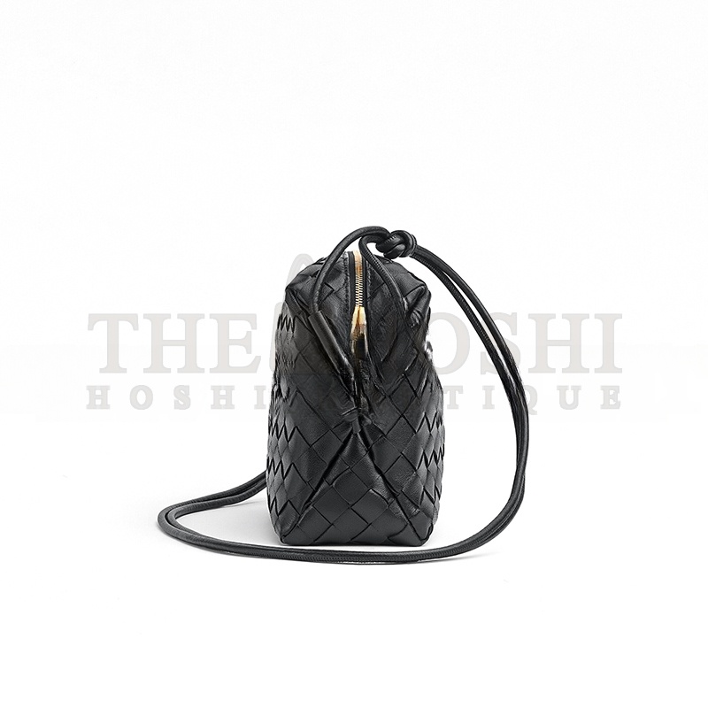 B0tt*ga Ven*ta SMALL LOOP CAMERA BAG 680255V1G118425 (22*15.5*9cm) Master Quality