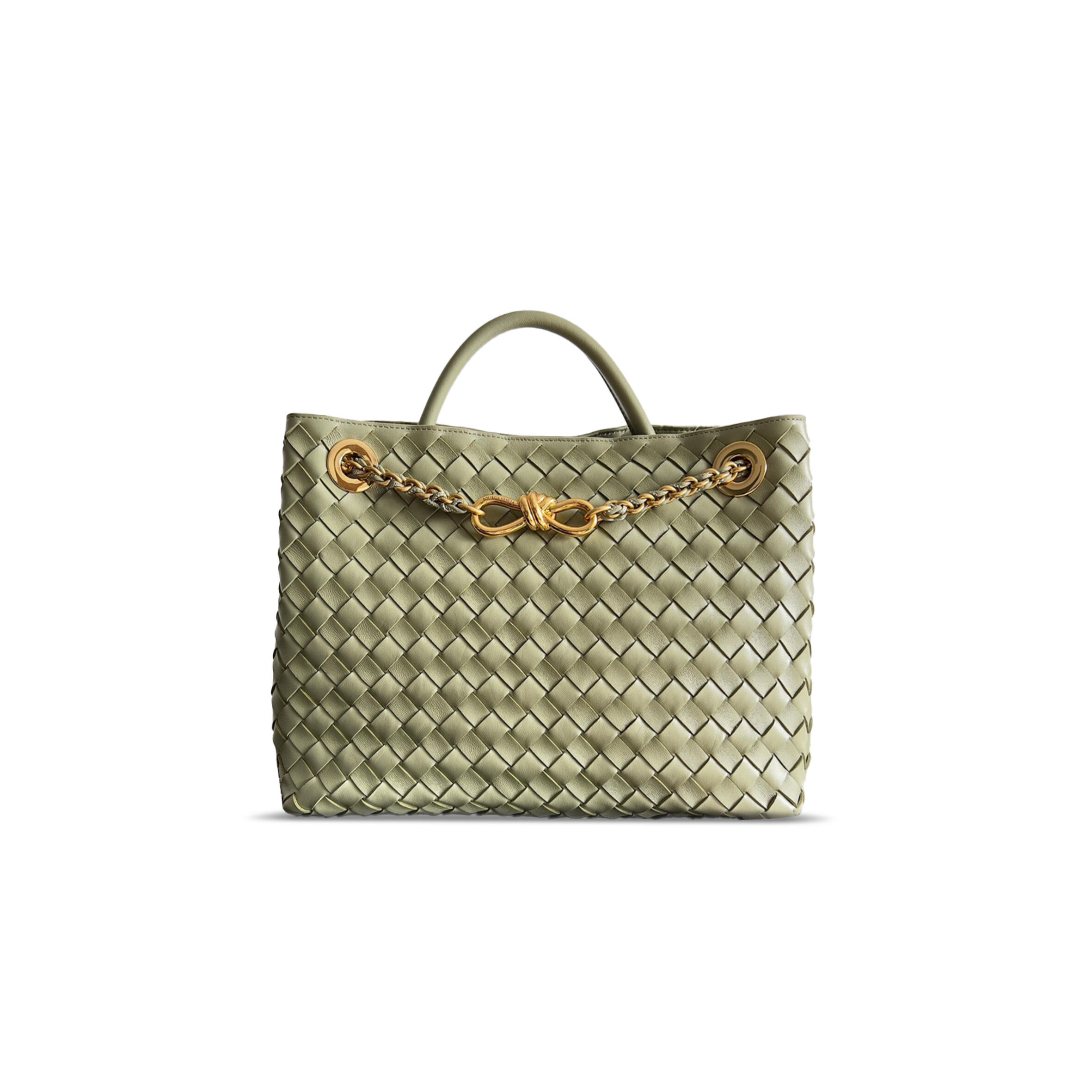 B0tt*ga Ven*ta MEDIUM ANDIAMO CHAIN 786009VCPP11019 (32*24*12cm) Master Quality