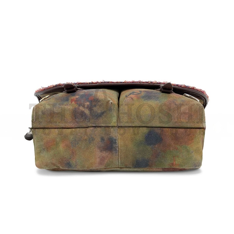 Ch**el GRAFFITI ON THE PAVEMENTS MESSENGER BAG 144205 (35*29*14cm) Master Quality