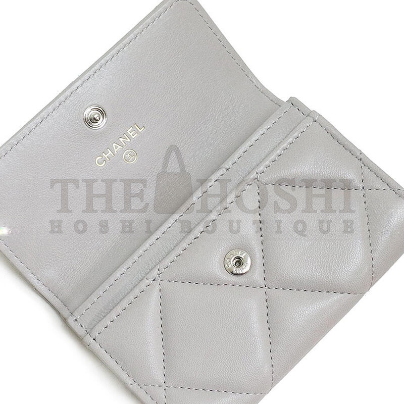 Ch**el 19 FLAP CLOSURE CARD HOLDER AP1790 B07327 NJ530 (11.3*7.5*2cm) Master Quality