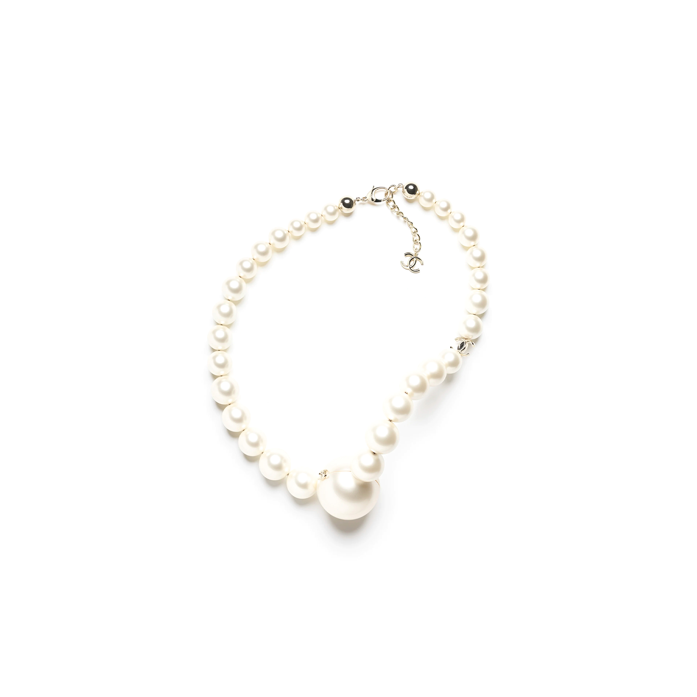 Ch**el PEARL NECKLACE MINAUDIERE AS5860 (8.5cm) Master Quality