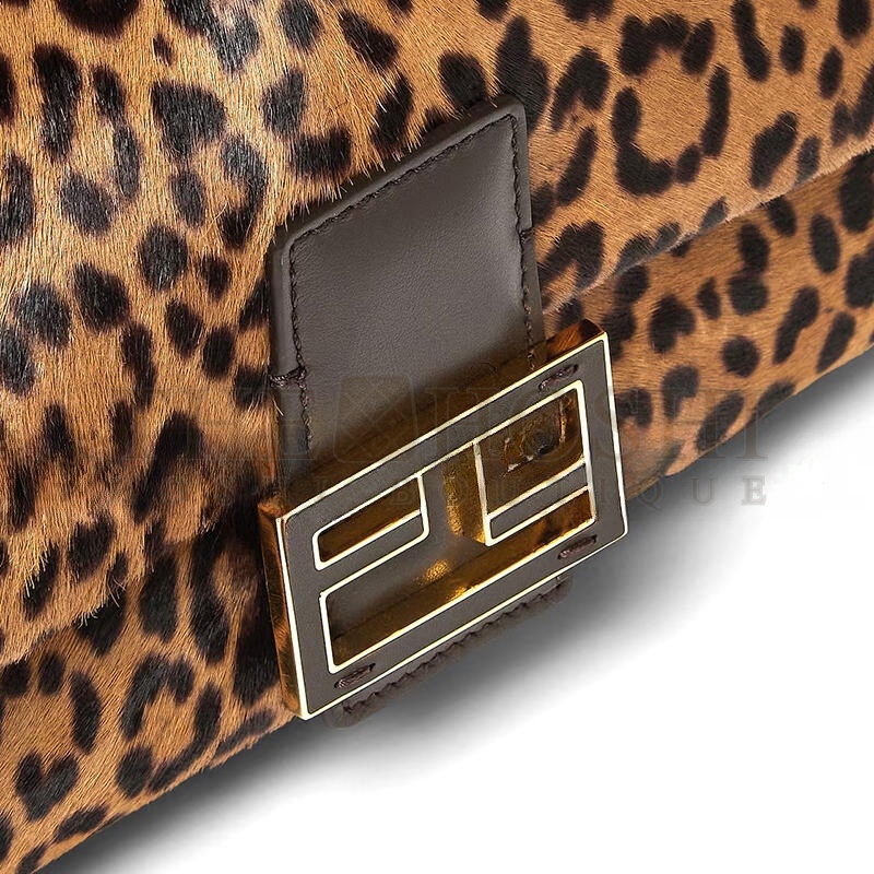 F**di BAGUETTE PRINTED CAVALLINO CALFSKIN 8BR600AYDYF0A6E (27*15*6cm) Master Quality