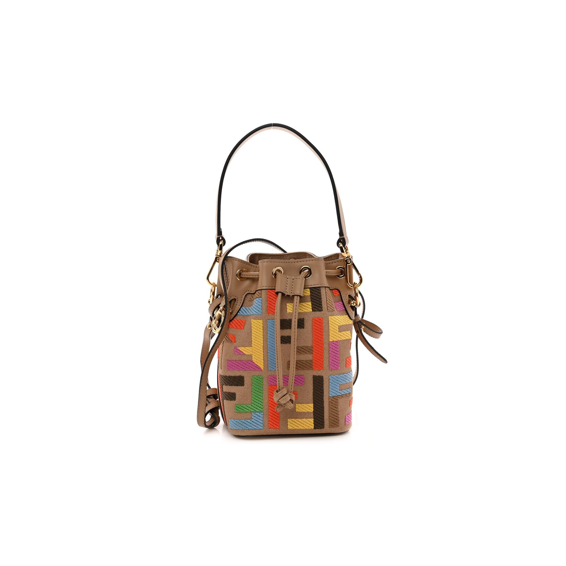 F**di CANVAS VITELLO KING F IS F**di FF MULTICOLOR EMBROIDERED MINI MON TRESOR BUCKET BAG MULTICOLOR CUOIO (18*12*10cm) Master Quality