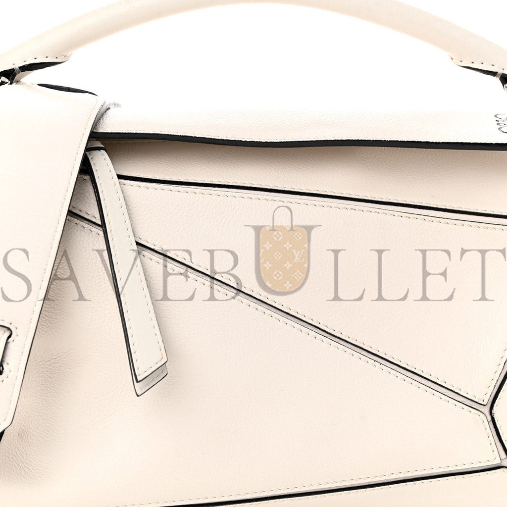 L0ew* GRAINED CALFSKIN SMALL PUZZLE BAG WHITE (24*16.5*10.5cm) Master Quality