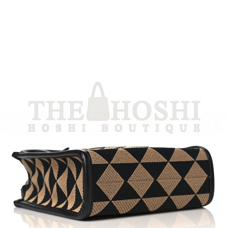 Pra*a SYMBOLE EMBROIDERED FABRIC MINI BAG 1BA355 (19*17*6cm) Master Quality