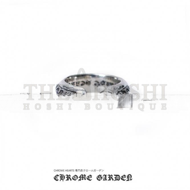 Ch*0me He**ts CH PLUS PYRAMID OPEN BAND RING Master Quality