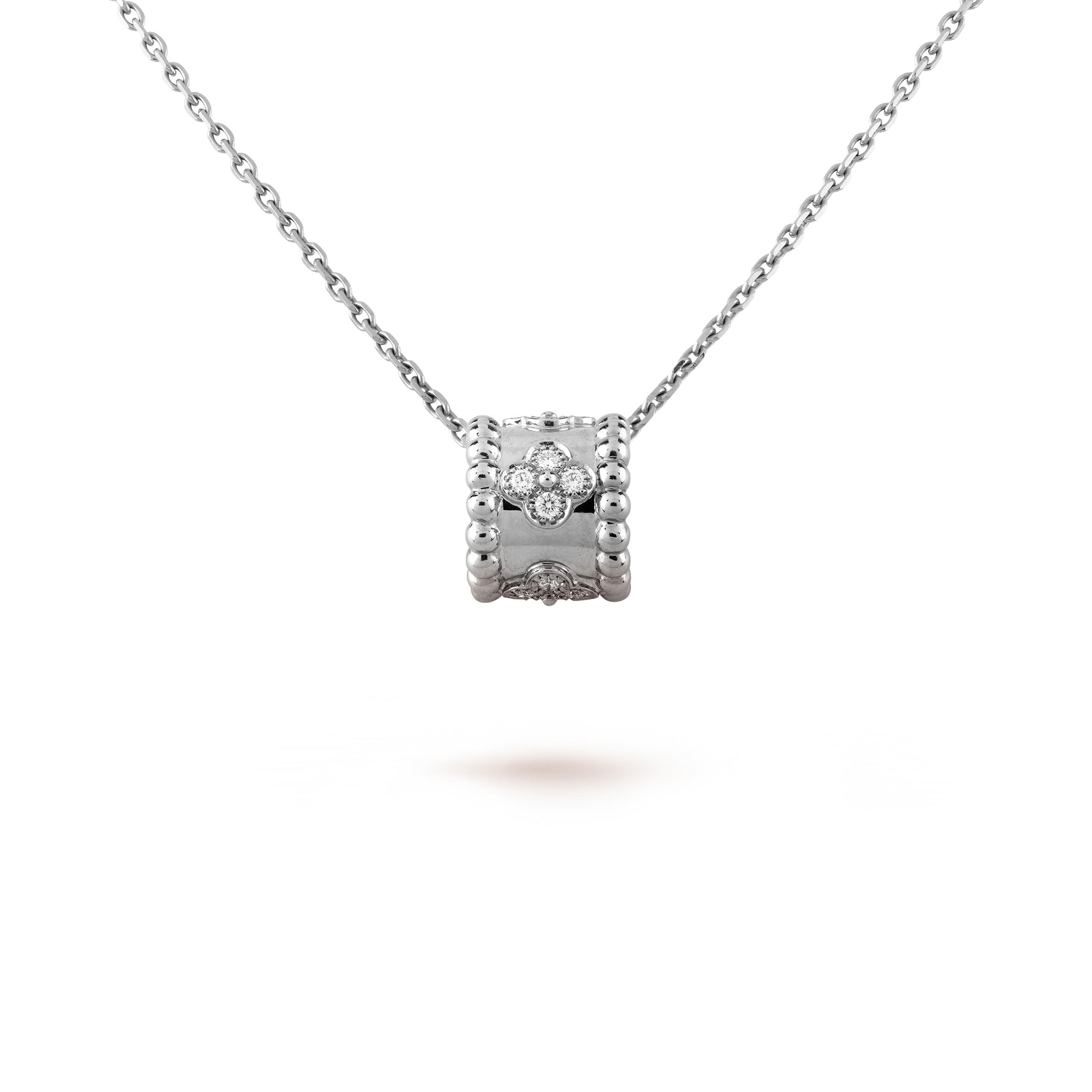 V*n Cl**f ARPELS PERLÉE CLOVERS PENDANT - WHITE GOLD, D1am0nd  VCARO2EF00 Master Quality